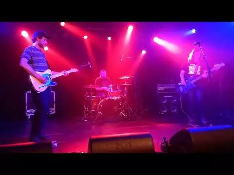 Vision 3D - Ne Réfléchis pas (live @ Psychotic Garage Fest #1 Kavka)